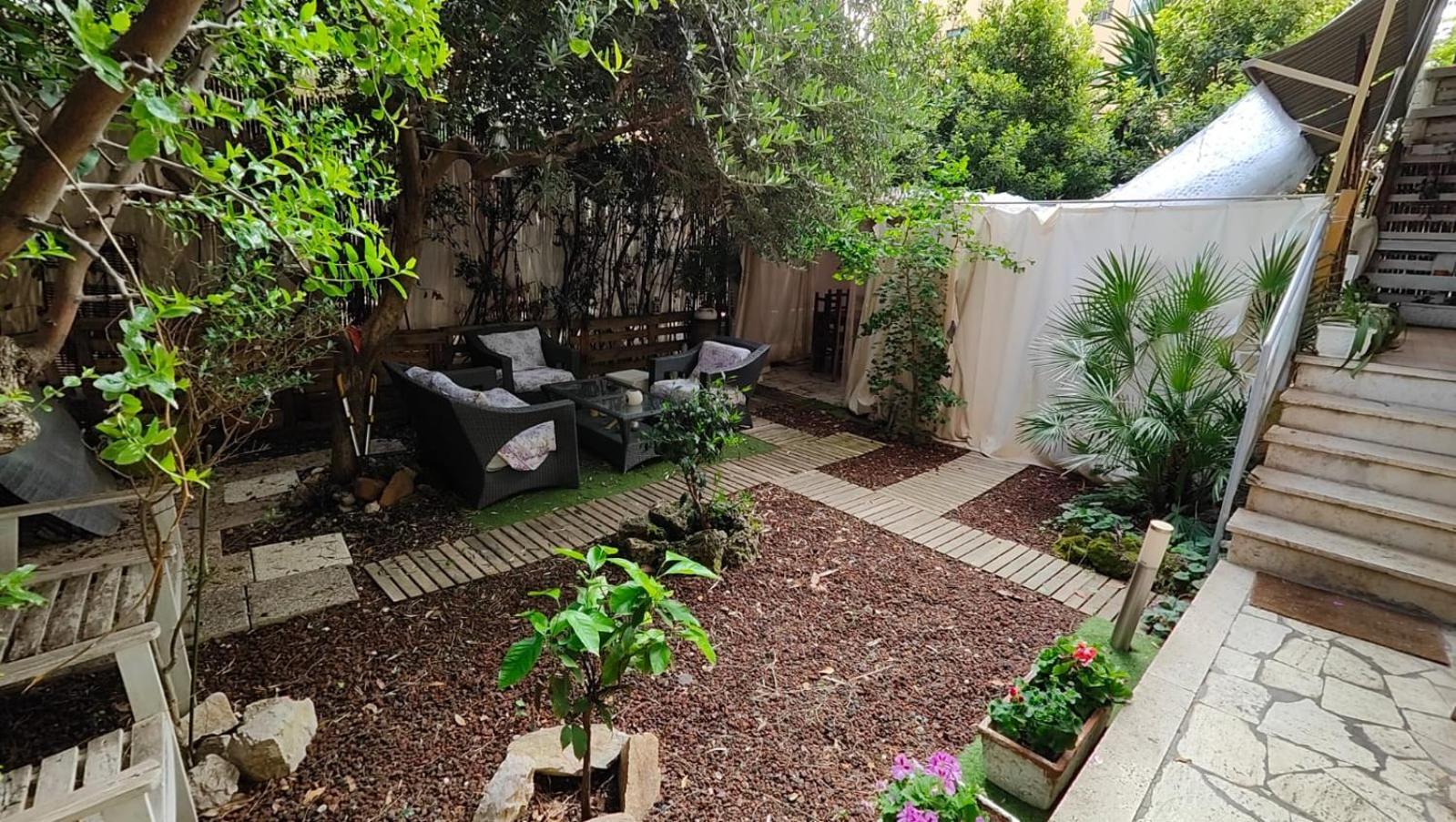 Home Garden Rom Exterior foto